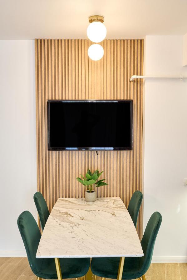 Eee Apart Boutique Constanta Exterior photo
