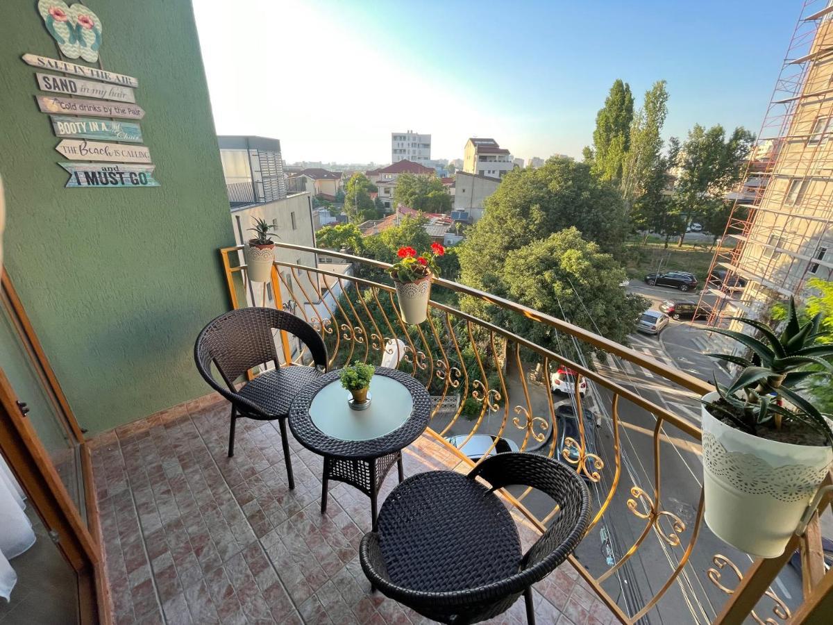 Eee Apart Boutique Constanta Exterior photo